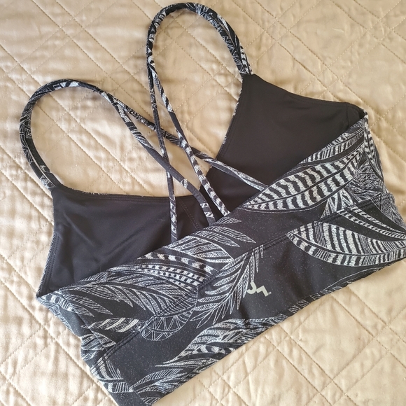 JOYLAB leaf print sports bra - Picture 4 of 11